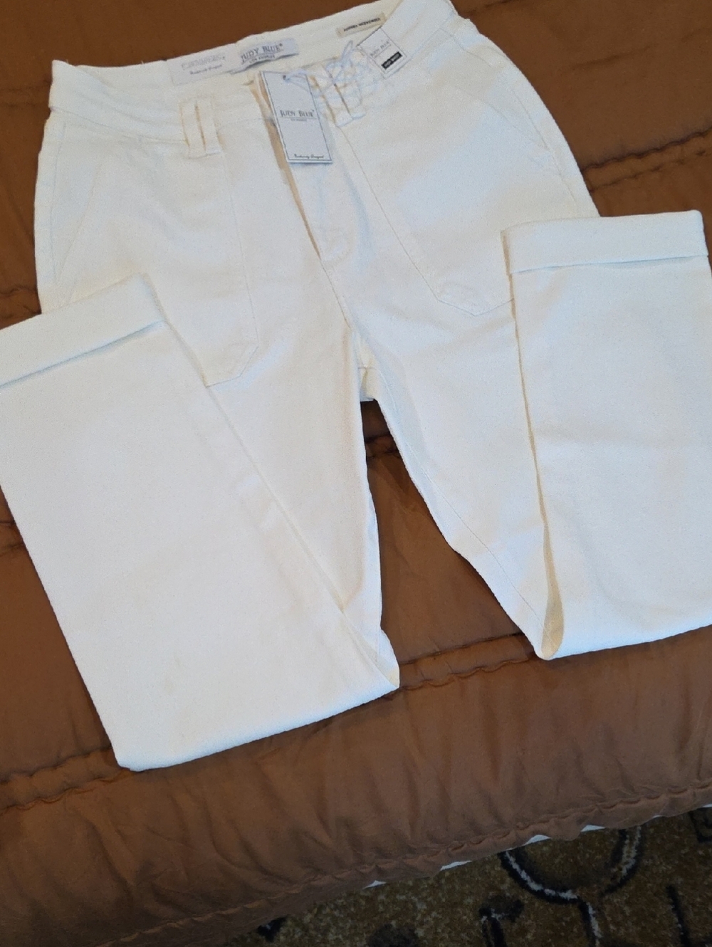 Judy Blue White Ankle Cropped Jeans 7/28